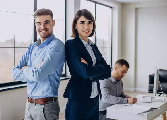 Ihre nächste Top-Besetzung wartet. Sie suchen exzellente Talente? Bei change:ON Consulting finden wir die passenden Kandidaten für Ihre offenen Positionen. Effizient, treffsicher und individuell auf Ihre Anforderungen abgestimmt. Stellen Sie uns eine Anfrage und wir übernehmen den Rest. Lassen Sie uns starten – Ihr perfekter Kandidat ist nur einen Klick entfernt.